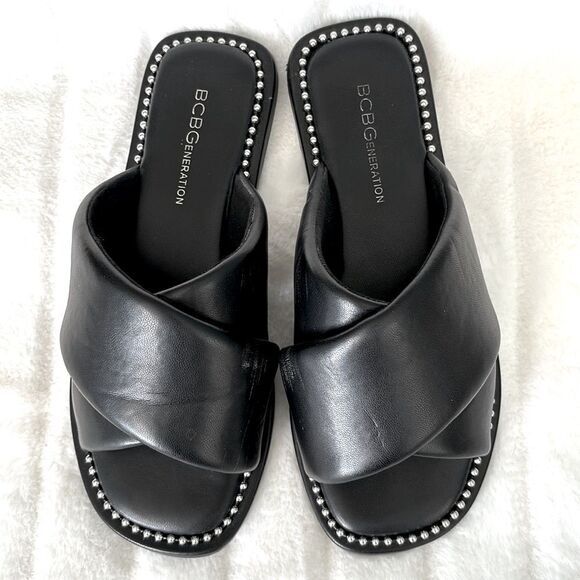BCBGeneration Women’s Tabby Square Toe Cross Slide Sandal, black/silver, size 6 - Picture 1 of 11